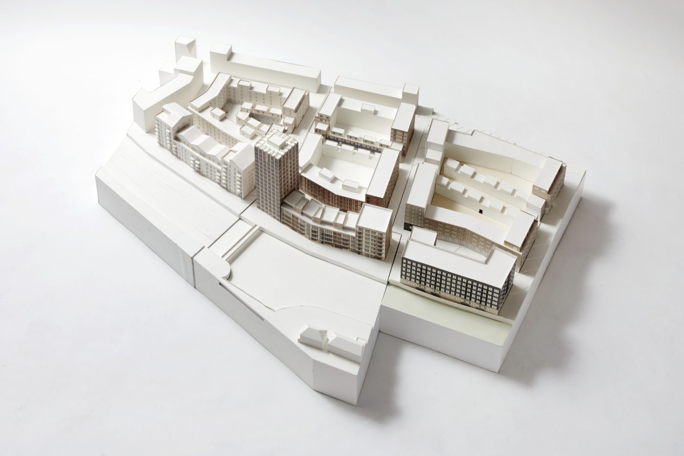 1520 Strand East R2 Model