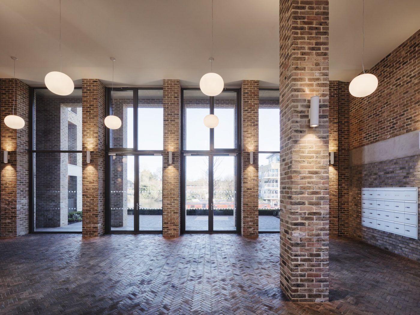 180329 Brentford Mae