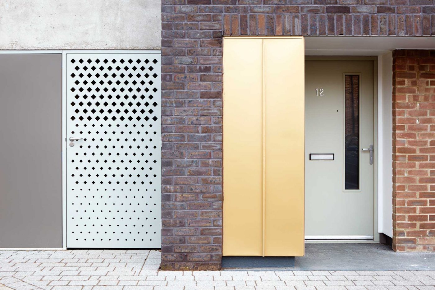 Hillington Square 05