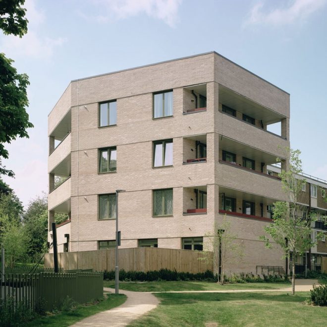 Kersfield Mae Thumbnail2