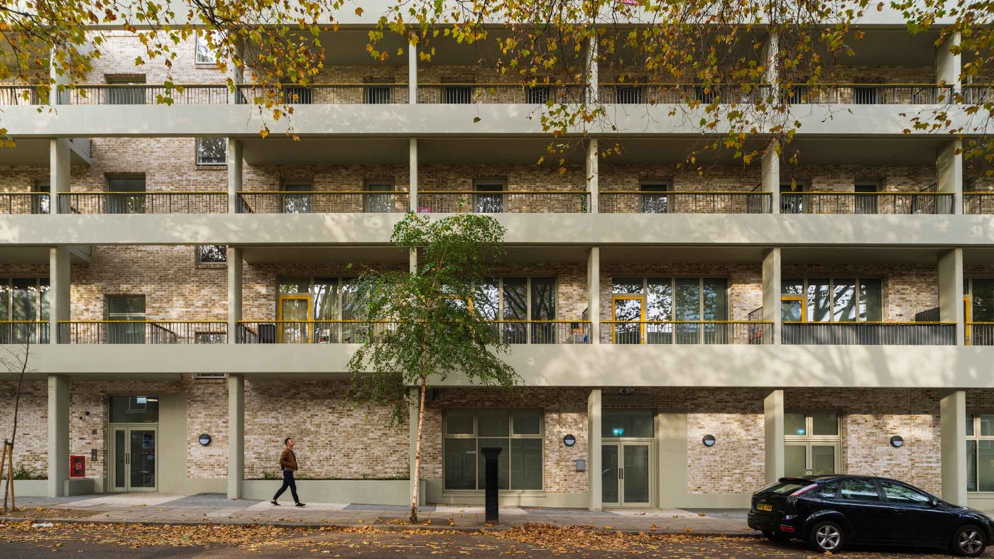 Robert St 2751 Maeweb